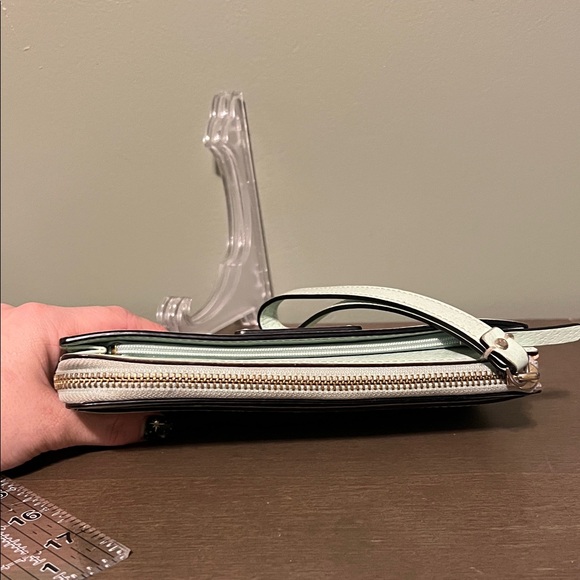 Kate Spade Light Ocean Blue Wallet - Picture 7 of 12